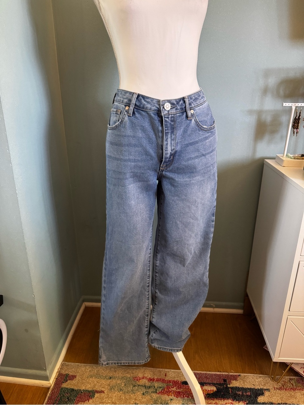 Seven7 NWOT Light Blue Wide-Leg Jeans denim 6